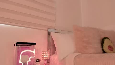 Snapshot of _alissonrose chatting on 17, 6, 2026 Karo online show from 17, 6, 2026