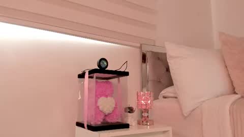 Snapshot of _alissonrose chatting on 18, 6, 2026 Karo online show from 18, 6, 2026
