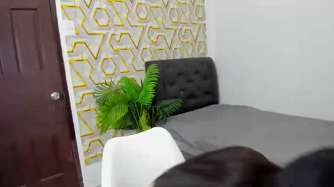 Thea online show from 3, 10, 2025