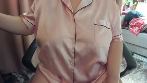 Snapshot of _alyssia_ chatting on 18, 4, 2026 lisa online show from 18, 4, 2026