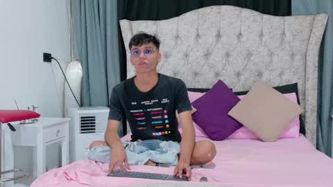 Andres online show from 8, 12, 2024