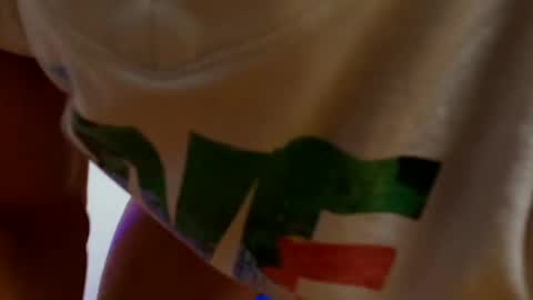 Snapshot of _andrewfalcon2 chatting on 4, 2, 2025 _andrewfalcon2 online show from 4, 2, 2025