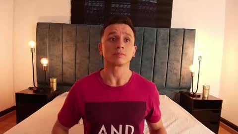 Snapshot of _andrewfalcon2 chatting on 22, 2, 2025 _andrewfalcon2 online show from 22, 2, 2025