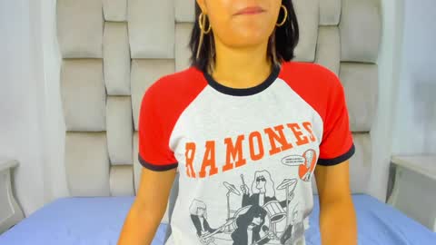 Angel Azul online show from 7, 1, 2025