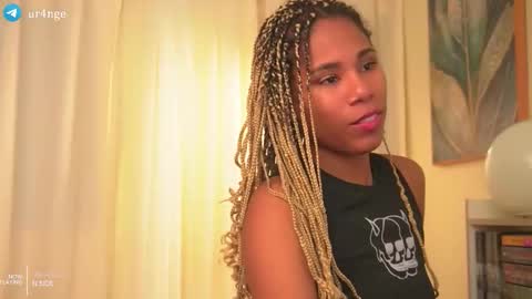 Snapshot of _angeleyes chatting on 4, 11, 2025 Angie - online show from 4, 11, 2025