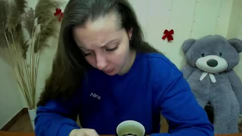 Snapshot of _annabelle_lee chatting on 6, 1, 2025 Anna online show from 6, 1, 2025