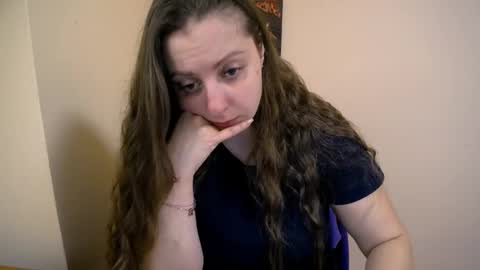 Snapshot of _annabelle_lee chatting on 5, 2, 2025 Anna online show from 5, 2, 2025