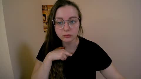 Snapshot of _annabelle_lee chatting on 10, 3, 2025 Anna online show from 10, 3, 2025