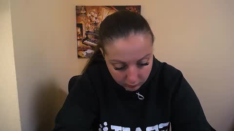 Snapshot of _annabelle_lee chatting on 6, 10, 2025 Anna online show from 6, 10, 2025