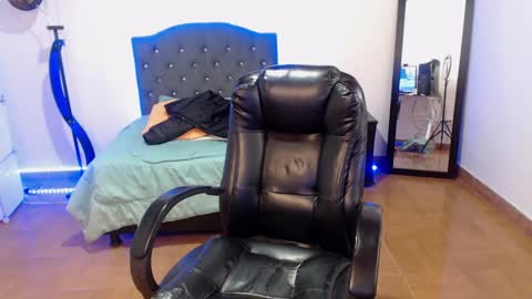 Snapshot of _anne_hot chatting on 19, 12, 2024 Anne online show from 19, 12, 2024