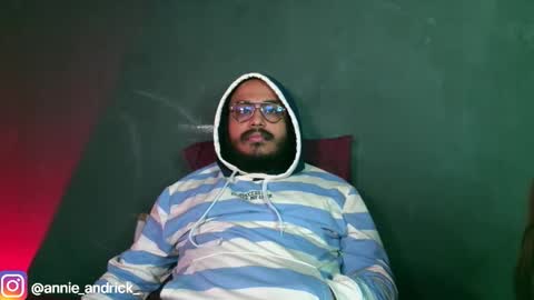 Annie Andrick online show from 8, 11, 2025