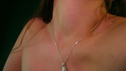 Annie Andrick online show from 24, 11, 2025