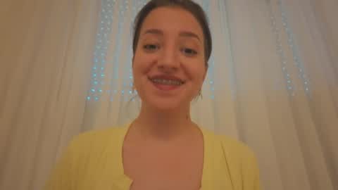 Snapshot of _annieone chatting on 19, 10, 2025 Anna online show from 19, 10, 2025