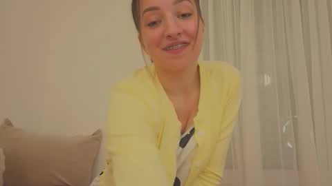 Snapshot of _annieone chatting on 23, 10, 2025 Anna online show from 23, 10, 2025