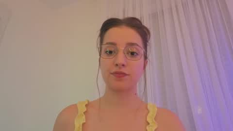 Snapshot of _annieone chatting on 9, 11, 2025 Anna online show from 9, 11, 2025