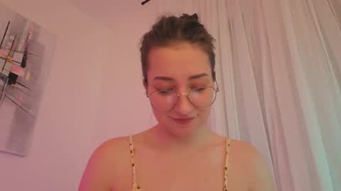 Snapshot of _annieone chatting on 16, 12, 2025 Anna online show from 16, 12, 2025