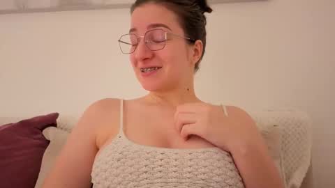 Snapshot of _annieone chatting on 5, 1, 2026 Anna online show from 5, 1, 2026