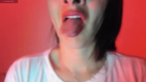 Snapshot of _antomouth_paradise chatting on 9, 11, 2025 antonia online show from 9, 11, 2025