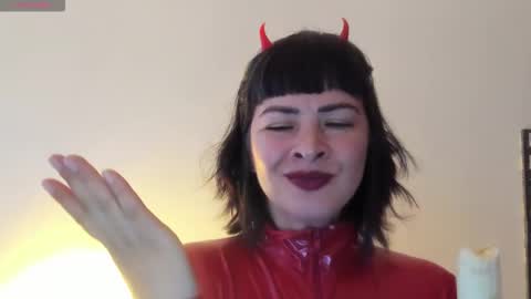 Snapshot of _antomouth_paradise chatting on 15, 11, 2025 antonia online show from 15, 11, 2025