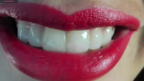 Snapshot of _antomouth_paradise chatting on 18, 12, 2025 antonia online show from 18, 12, 2025