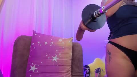 _antonella_dreams online show from 1, 10, 2025