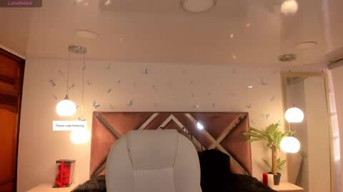 Snapshot of _antonnela_ chatting on 20, 9, 2025 antonnela online show from 20, 9, 2025