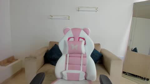    online show from 21, 11, 2025