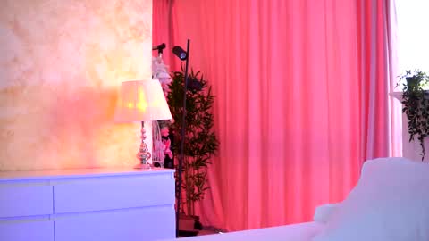 Snapshot of _arielle chatting on 25, 11, 2025 Arielle online show from 25, 11, 2025