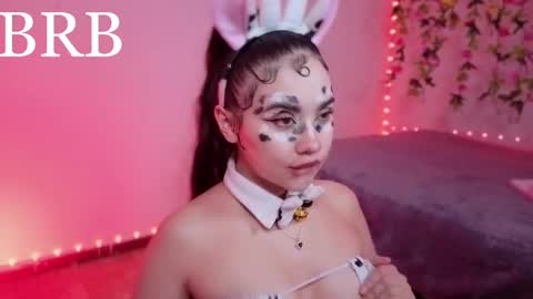 Snapshot of _ariiaa_ chatting on 12, 10, 2025 Aria online show from 12, 10, 2025