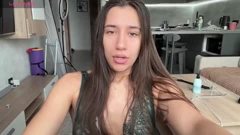 Snapshot of _aura_18 chatting on 10, 10, 2025 _aura_18 online show from 10, 10, 2025