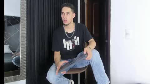 _axel_09 online show from 5, 5, 2026