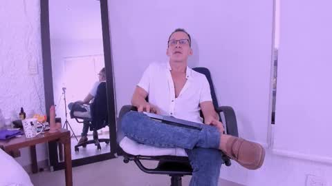 _axelking_ online show from 6, 2, 2026