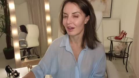 Snapshot of _beylly chatting on 11, 3, 2025 Beylly online show from 11, 3, 2025