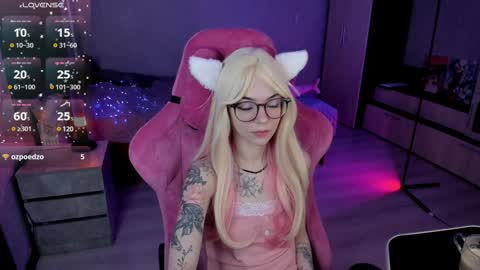 Snapshot of _black_fox__ chatting on 15, 1, 2025 Olivia Subscribe to my Fansly -   online show from 15, 1, 2025