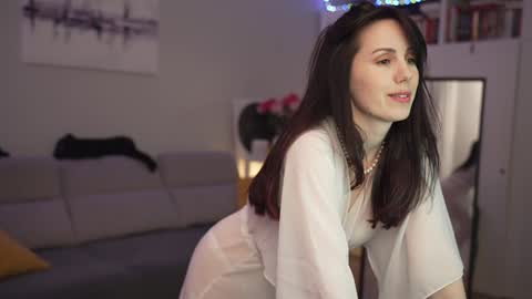 Snapshot of _blackbee_ chatting on 4, 12, 2024 Lili online show from 4, 12, 2024