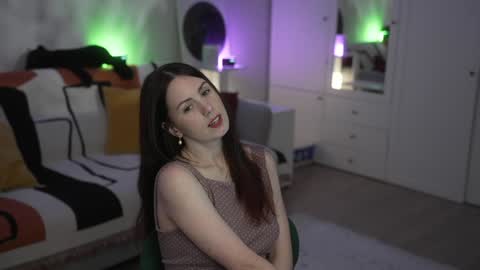 Snapshot of _blackbee_ chatting on 1, 10, 2025 Lili online show from 1, 10, 2025