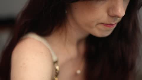 Snapshot of _blackbee_ chatting on 22, 11, 2025 Lili online show from 22, 11, 2025