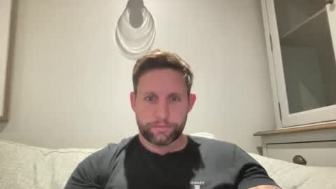 Snapshot of _british_hung_ chatting on 18, 9, 2025 UK BigThick Cock online show from 18, 9, 2025