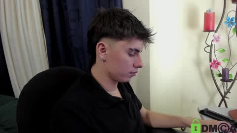 FELIPE CAMACHO    dont forget to support me with a little hand up online show from 17, 12, 2024