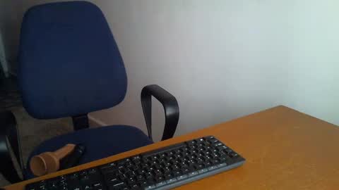 Snapshot of _bunny_b chatting on 30, 12, 2024 I will be back soon  online show from 30, 12, 2024