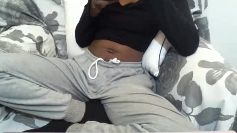 Snapshot of _bunny_b chatting on 20, 2, 2025 I will be back soon  online show from 20, 2, 2025
