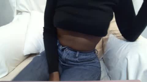 Snapshot of _bunny_b chatting on 6, 3, 2025 I will be back soon  online show from 6, 3, 2025