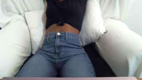Snapshot of _bunny_b chatting on 10, 3, 2025 I will be back soon  online show from 10, 3, 2025