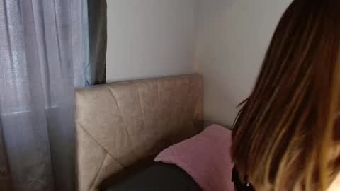 Snapshot of _camilaaa__ chatting on 5, 3, 2025 online show from 5, 3, 2025