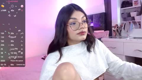 Snapshot of _camilaaa__ chatting on 30, 10, 2025 online show from 30, 10, 2025