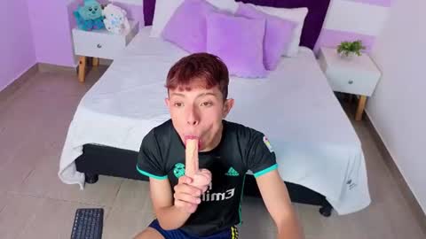 Snapshot of _camilo_ortiz chatting on 20, 6, 2026 camilo online show from 20, 6, 2026