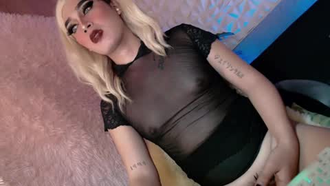 Snapshot of _caroline69 chatting on 11, 3, 2025 Caroline online show from 11, 3, 2025