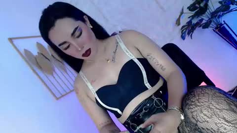 Snapshot of _caroline69 chatting on 3, 10, 2025 Caroline online show from 3, 10, 2025