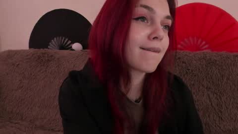 Snapshot of _caroline_coy chatting on 23, 4, 2026 Caroline online show from 23, 4, 2026