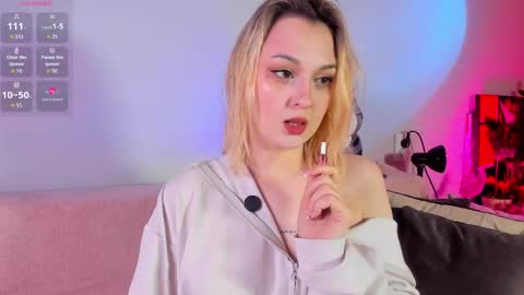 Snapshot of _ccrystaa_ chatting on 22, 5, 2026 Christina Chris online show from 22, 5, 2026